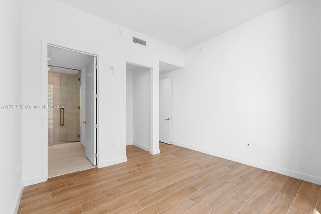 APT-1512 - 2655 S Bayshore Dr, Condo with 3 bedrooms, 4 bathrooms and null parking in Coconut Grove FL | Image 16