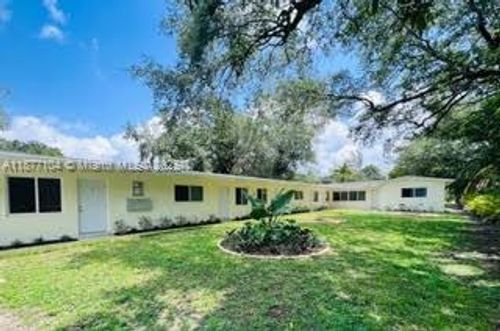 apt-4-780 Ne 122nd St, North Miami, FL, 33161-5634 | Card Image