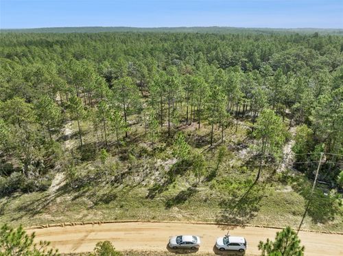 240 Cessna Way, Hawthorne, FL, 32640-4442 | Card Image