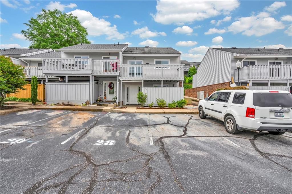 Spinnaker Ct, Greenville, SC 29611