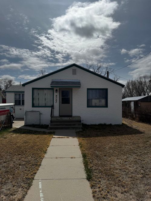 4723 Road 70y, Torrington, WY, 82240-8321 | Card Image