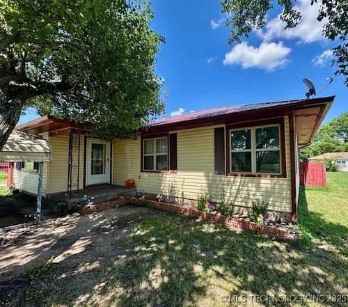 131 S Hyden, Stratford, OK, 74872 | Card Image