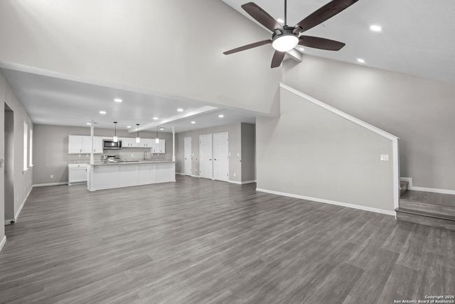 3041 Fm 3335, House other with 5 bedrooms, 3 bathrooms and null parking in Stockdale TX | Image 18