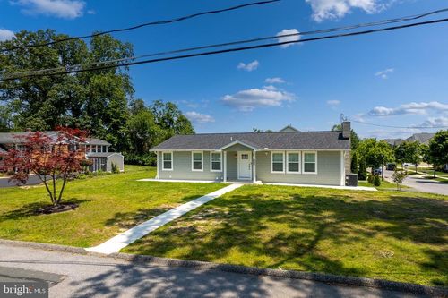 114 Calhoun St, EDGEWATER, MD, 21037-1637 | Card Image
