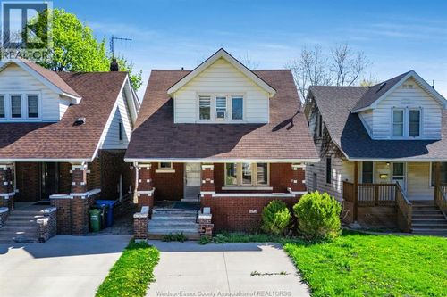 366 Rankin Ave, Windsor, ON, N9B2R7 | Card Image