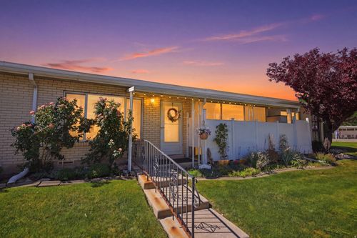 11-381 400, Bountiful, UT, 84010-6934 | Card Image