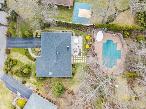 60 Ridge Dr, Plainview, NY, 11803-2506 | Card Image