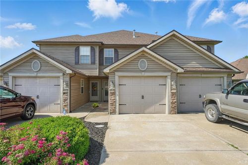 6833 Ne 116th Ter, Kansas City, MO, 64156-7924 | Card Image