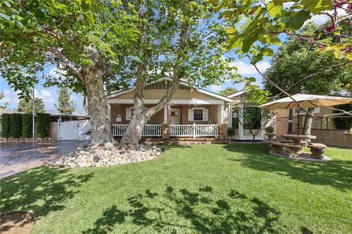 665 Lochleven St, Glendora, CA, 91741-3234 | Card Image