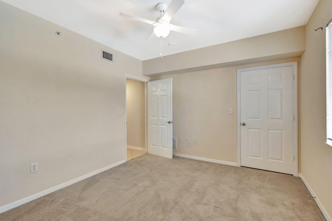 APT-302 - 6510 Emerald Dunes Dr, Condo with 2 bedrooms, 2 bathrooms and null parking in West Palm Beach FL | Image 29