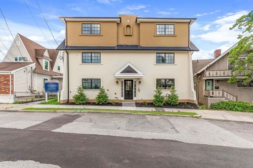 2-8 Crystal St, Melrose, MA, 02176-2706 | Card Image