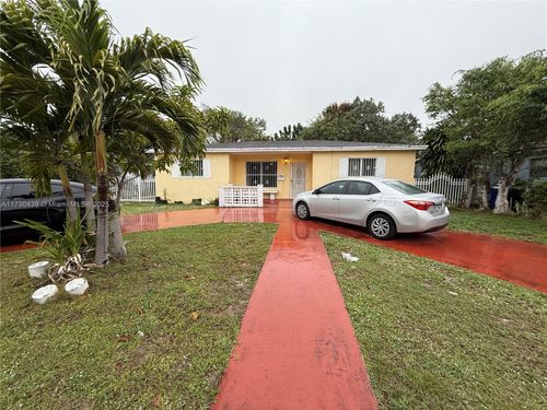 701 Ne 170th St, North Miami Beach, FL, 33162-2435 | Card Image