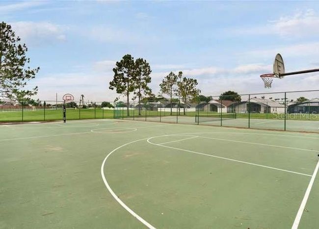 Indian Creek Basketball and Tennis courts | Image 43