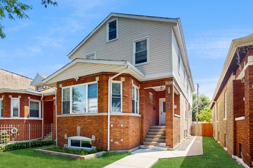 6429 California Ave, Chicago, IL, 60629-2835 | Card Image