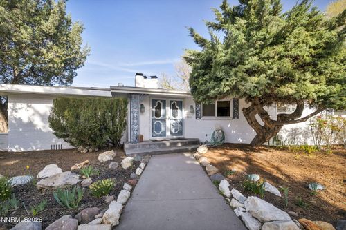 3325 E Hidden Valley Dr, Reno, NV, 89502-9640 | Card Image