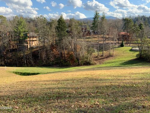 74 Max Ridge Ln, Sevierville, TN, 37862 | Card Image
