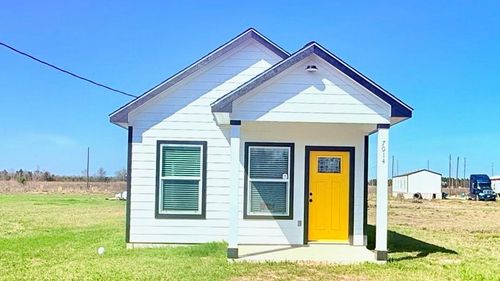 7014 Cleveland Mhp, Cleveland, TX, 77328-7927 | Card Image