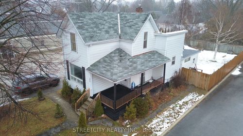 {{alt}} | Card Image