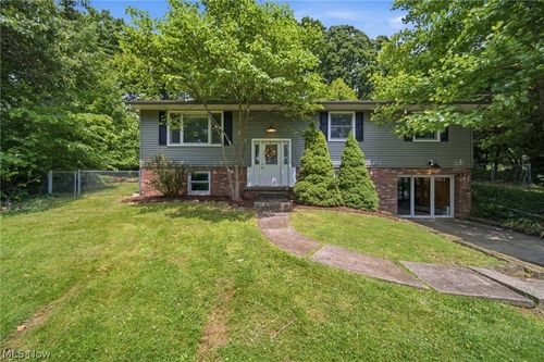 4155 Ridgewood Rd, Copley, OH, 44321-1536 | Card Image