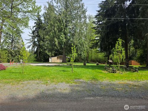 1015 W Stanley St, Granite Falls, WA, 98252-8812 | Card Image