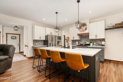 466 Trail Ridge Dr, Grand Lake, CO, 80447-9701 | Card Image