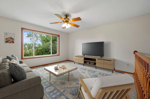 435 Garfield St, Dresser, WI, 54009-9064 | Card Image