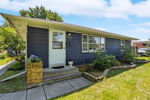 6101 Wooddale Ave, Edina, MN, 55424-1810 | Card Image