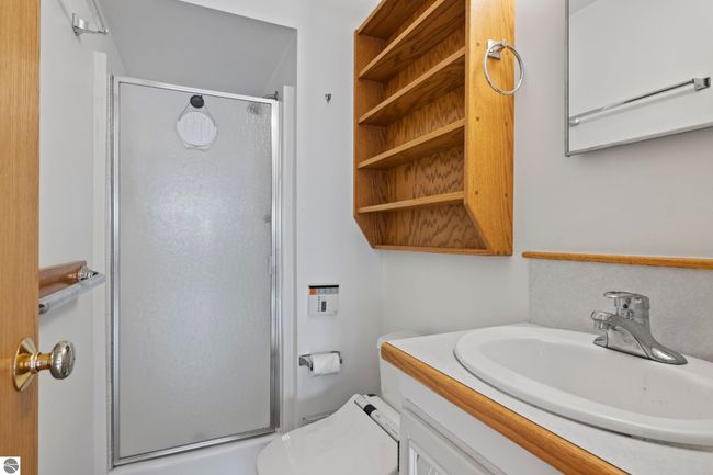 12305 3 Rd St, House other with 5 bedrooms, 4 bathrooms and null parking in Kewadin MI | Image 58