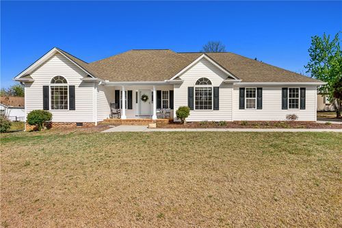 402 Dewsbury Ln, Piedmont, SC, 29673-7618 | Card Image