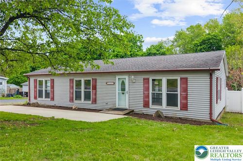 1235 E Main Street, Union Twp, PA, 19518 | Card Image