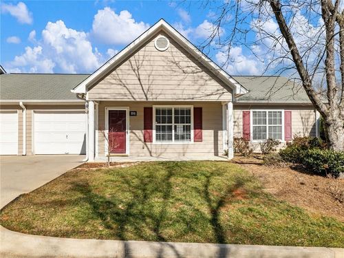 3010 Bentley Park Cir, Gainesville, GA, 30504-5681 | Card Image