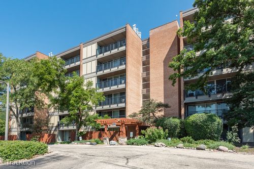 1h-5950 Oakwood Dr, Lisle, IL, 60532-3012 | Card Image