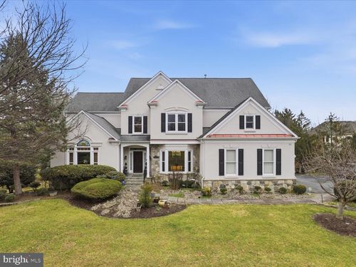 1465 Mayhurst Blvd, MCLEAN, VA, 22102-2236 | Card Image