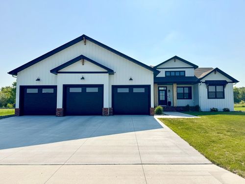 106 19th St Ne, Barnesville, MN, 56514-2807 | Card Image