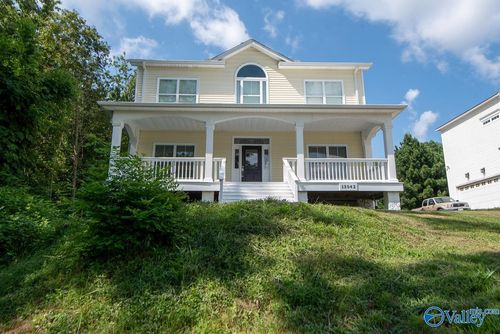 13042 S Village Square Rd Se, Huntsville, AL, 35803-3835 | Card Image