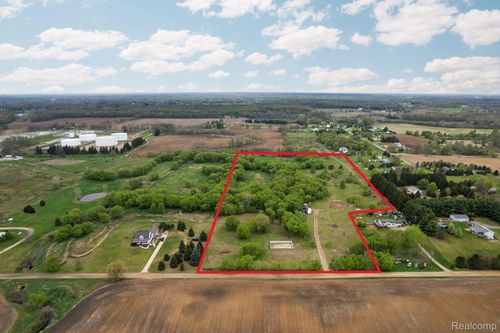 2300 Mount Pleasant Rd, Dansville, MI, 48819-9804 | Card Image