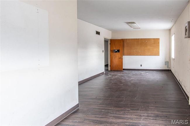 Upper Room 5 | Image 54
