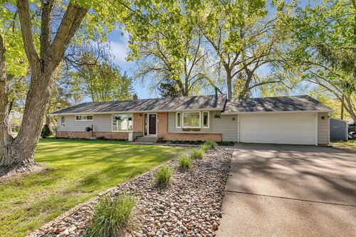 2978 Pascal St, Roseville, MN, 55113-1644 | Card Image