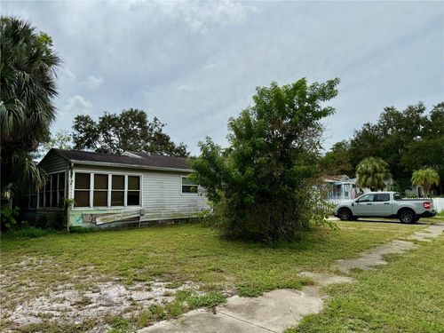 762 60th Ave Ne, St. Petersburg, FL, 33703-1617 | Card Image
