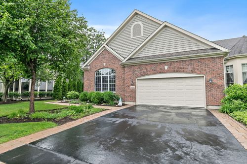 3950 Coyote Lakes Cir, Lake In The Hills, IL, 60156-6503 | Card Image