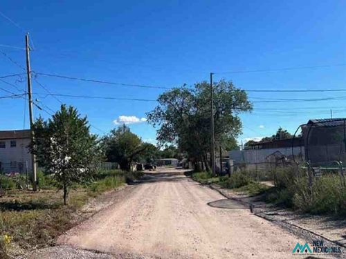 801 Portal St, Gamerco, NM, 87317 | Card Image