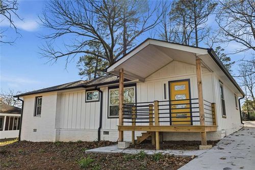 2056 Gober Ave Se, Smyrna, GA, 30080-1111 | Card Image