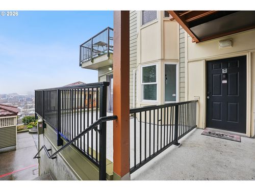 1-b-423 Nw Uptown Ter, Portland, OR, 97210 | Card Image
