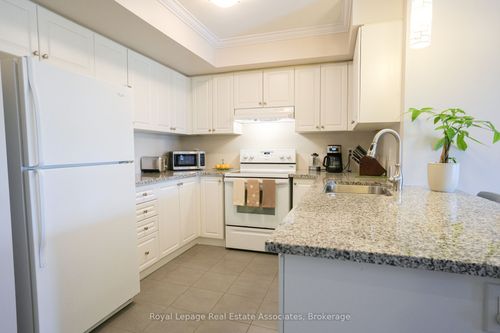 207-60 Baycliffe Cres, Brampton, ON, L7A0Z4 | Card Image