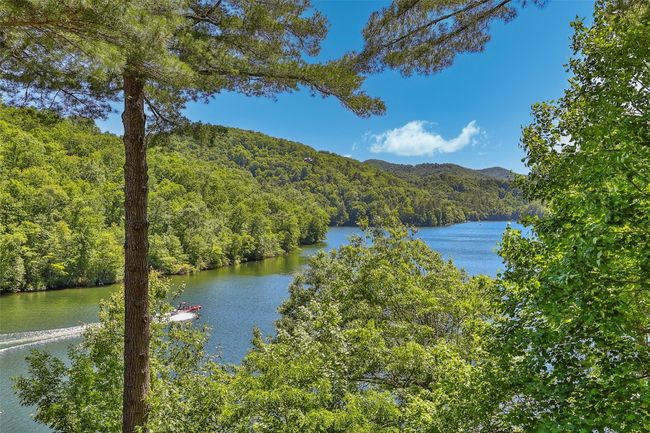 65 W Stone Pointe Ln, House other with 3 bedrooms, 5 bathrooms and null parking in Cullowhee NC | Image 35