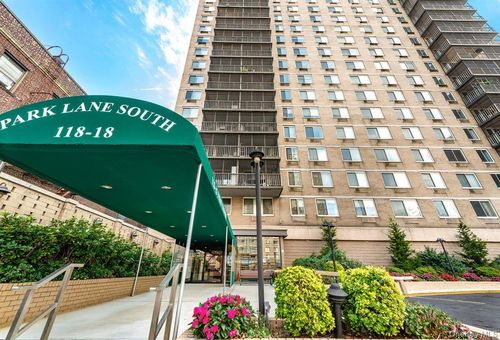 21e-118-18 Union Tpke, Kew Gardens, NY, 11415-1044 | Card Image
