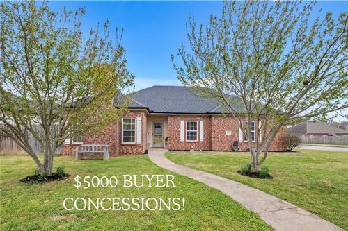 676 Brimwood St, Centerton, AR, 72719-7711 | Card Image