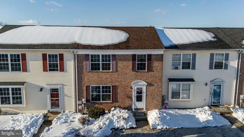 33 Pepperwood Ln, BEAR, DE, 19701-3030 | Card Image