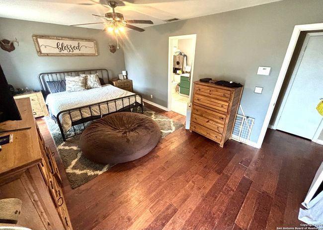175 Columbus St, House other with 3 bedrooms, 3 bathrooms and null parking in Mcdade TX | Image 12