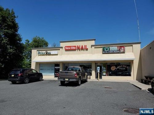 147 Woodport Rd, Sparta, NJ, 07871-2339 | Card Image